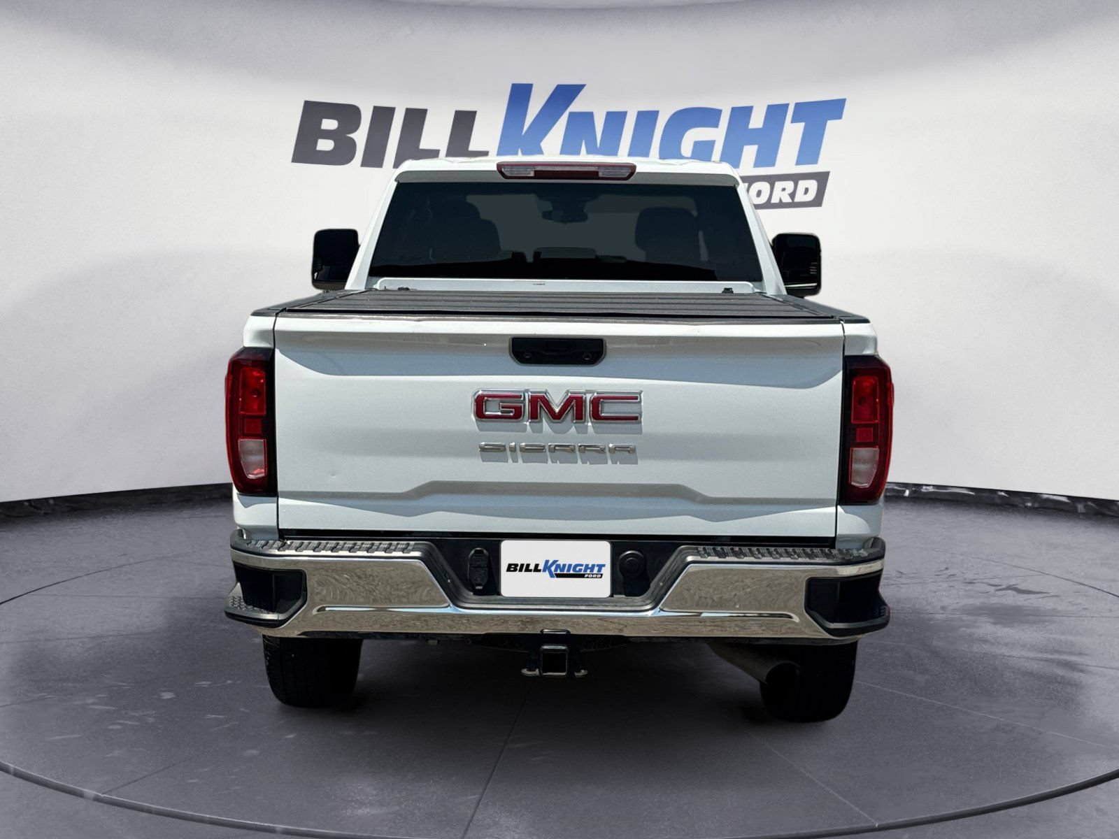 Used 2024 GMC Sierra 2500 Pro w/ Convenience Package AWD/4WD image 4