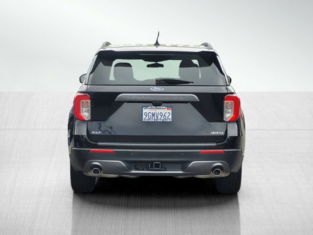 Certified 2023 Ford Explorer XLT w/ Equipment Group 202A AWD/4WD image 5