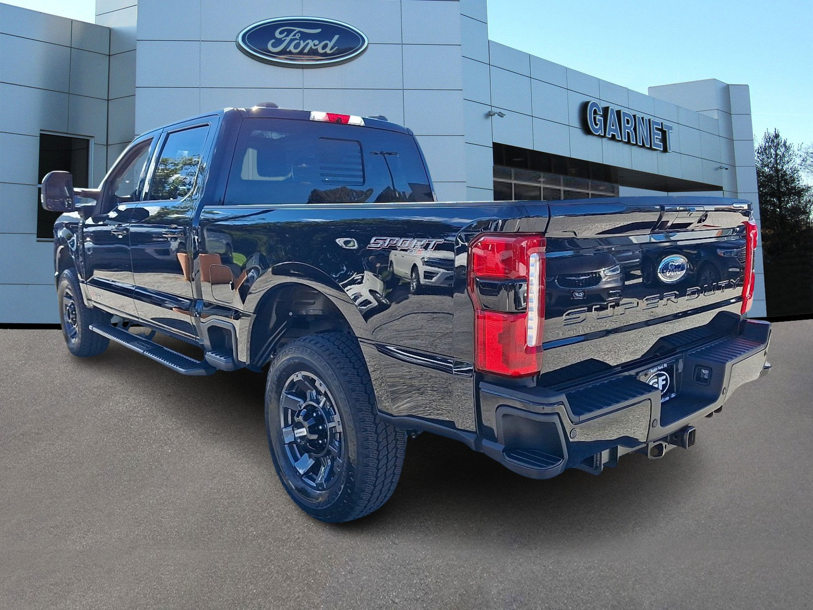 Certified 2024 Ford F250 Lariat w/ Lariat Ultimate Package AWD/4WD image 5