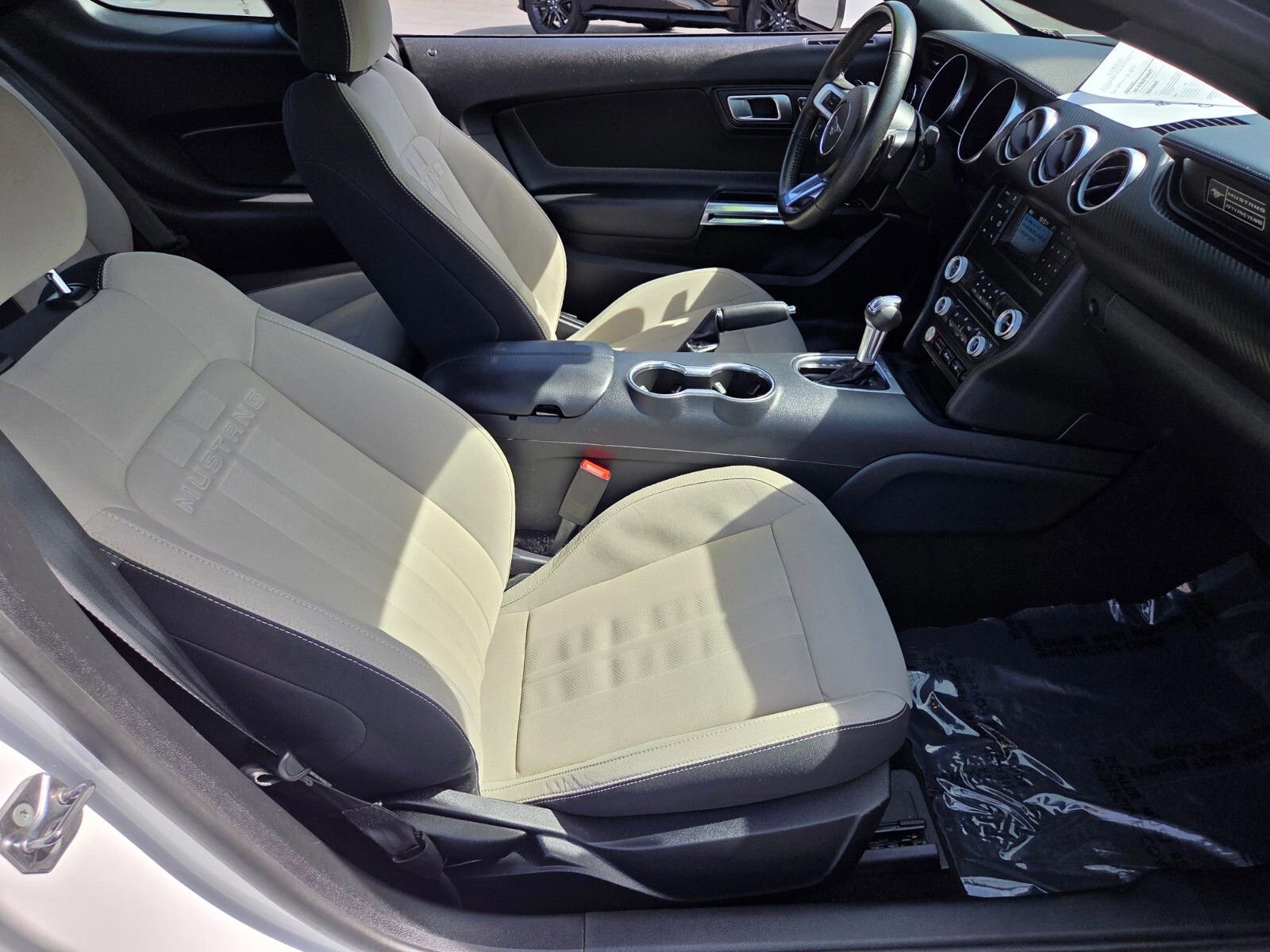 Certified 2020 Ford Mustang Coupe RWD image 15