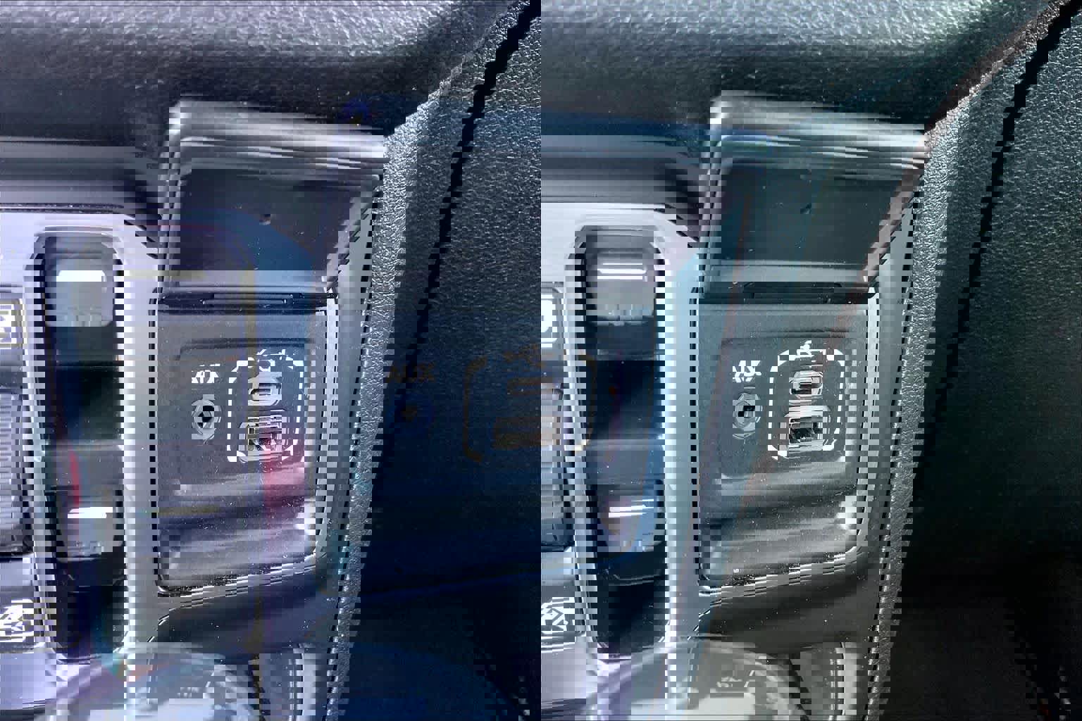 Used 2025 Jeep Wrangler Sport S image 31