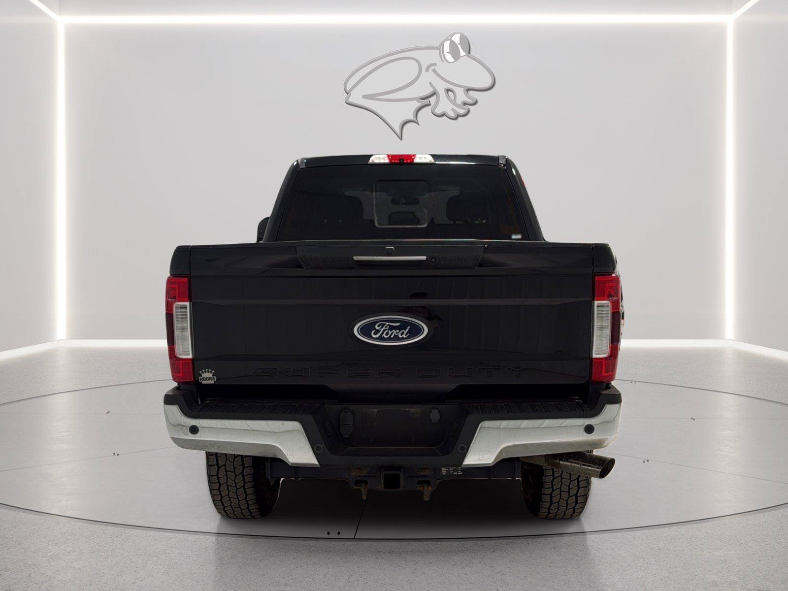 Certified 2019 Ford F250 Lariat w/ Lariat Ultimate Package AWD/4WD image 4