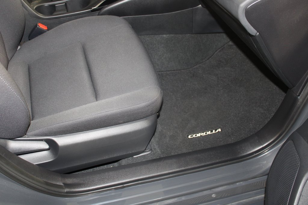 Used 2024 Toyota Corolla LE image 11