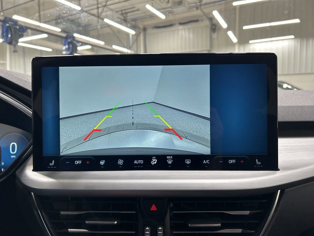 Certified 2025 Ford Escape Platinum image 22