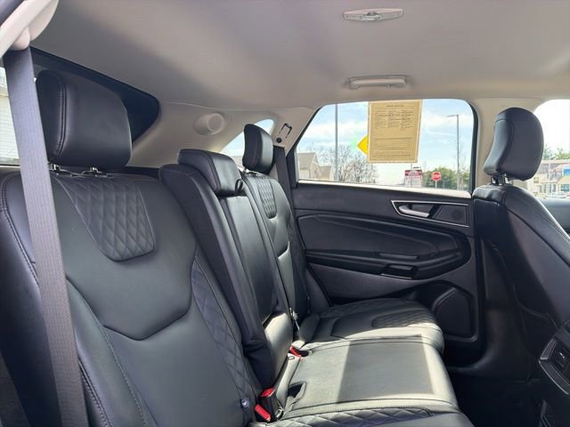 Certified 2024 Ford Edge Titanium image 31