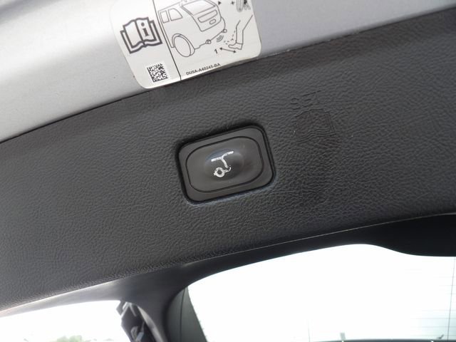 Certified 2020 Ford Edge Titanium image 27