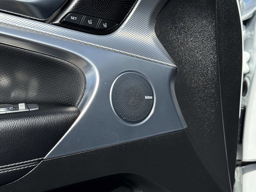 Used 2022 Genesis G70 2.0T w/ Prestige Package image 20