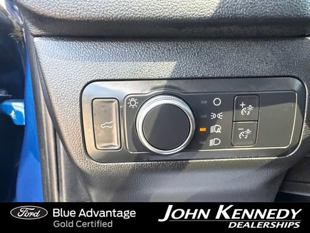Certified 2022 Ford Escape SE w/ SE Sport Appearance Package AWD/4WD image 10