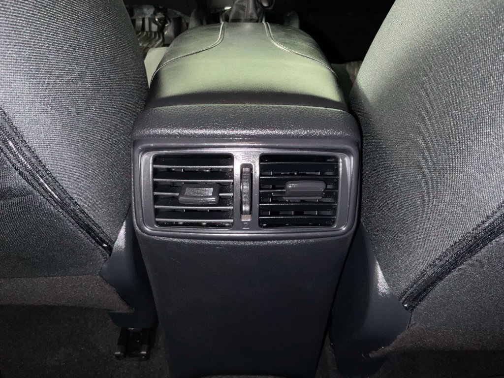 Used 2019 Nissan Rogue SV w/ Premium Package FWD image 17