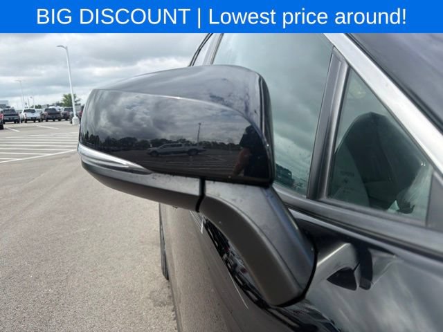 Used 2019 Toyota RAV4 XLE w/ Carpet Mat Package AWD/4WD image 7
