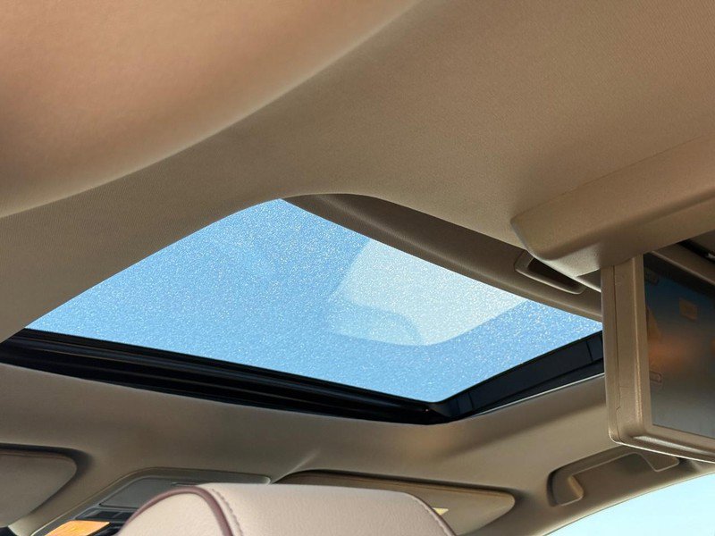 Used 2024 Honda Odyssey Elite image 13