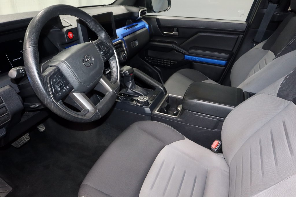 Used 2025 Toyota Tacoma TRD Off-Road AWD/4WD image 22