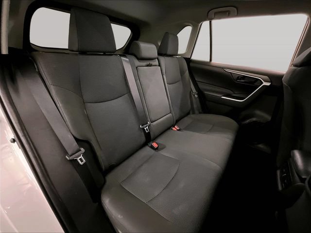 Used 2025 Toyota RAV4 LE AWD/4WD image 26