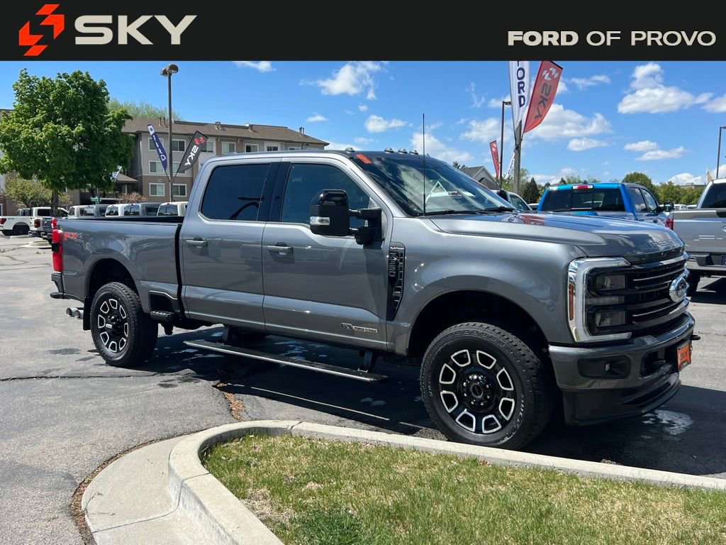 Certified 2025 Ford F350 Platinum AWD/4WD image 6