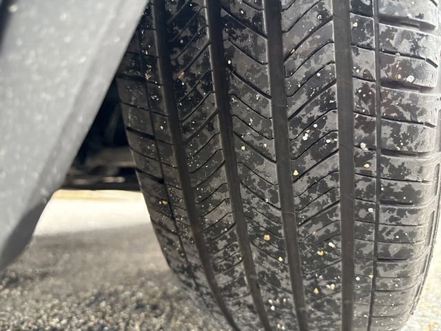 Certified 2024 Ford Maverick Lariat w/ Black Appearance Package image 31