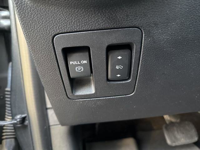 Certified 2019 Ford F150 Lariat w/ Equipment Group 502A Luxury image 40