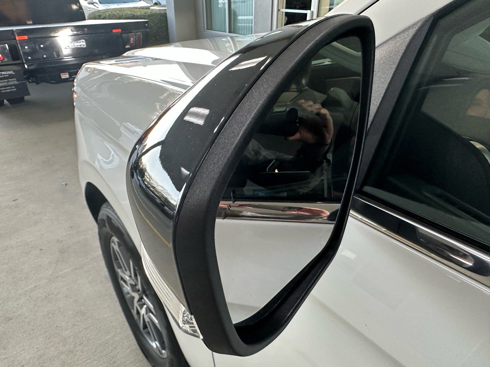 Certified 2025 Ford Expedition Active image 15