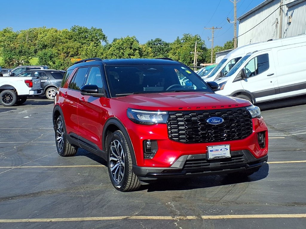 Certified 2025 Ford Explorer ST-Line w/ Premium Package
