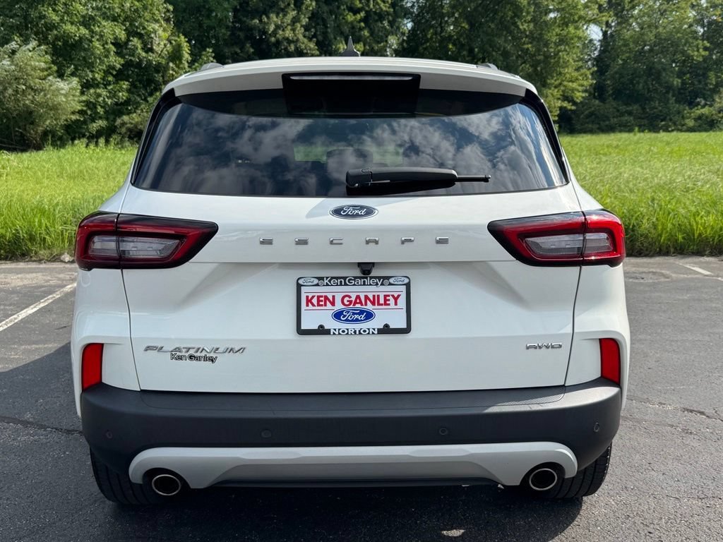 Certified 2023 Ford Escape Platinum AWD/4WD image 10