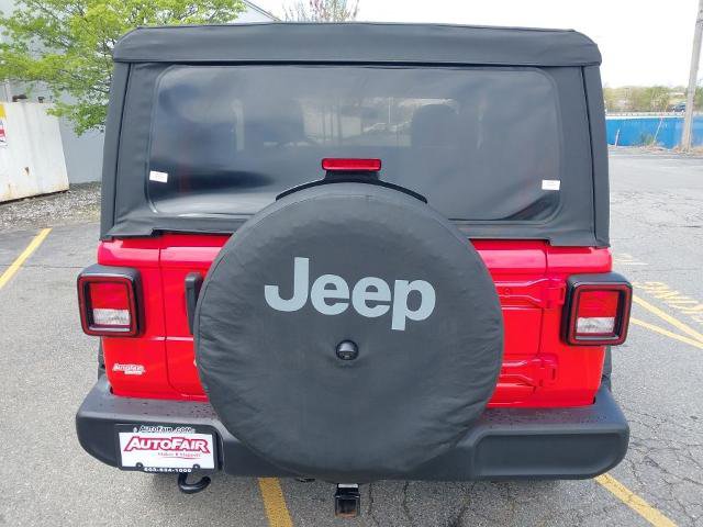 Used 2018 Jeep Wrangler Sport AWD/4WD image 7