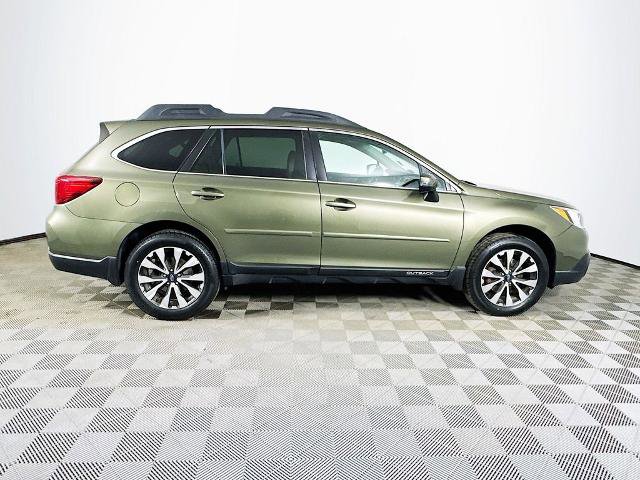 Used 2017 Subaru Outback 2.5i Limited AWD/4WD image 8