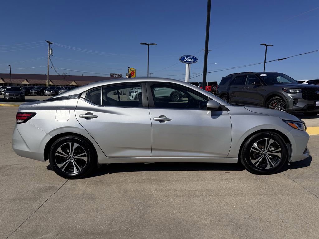 Used 2023 Nissan Sentra SV FWD image 3