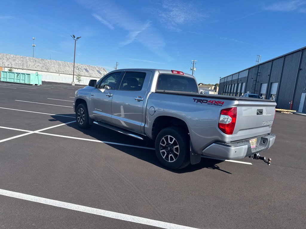 Used 2017 Toyota Tundra Limited w/ Limited Premium Package AWD/4WD image 11