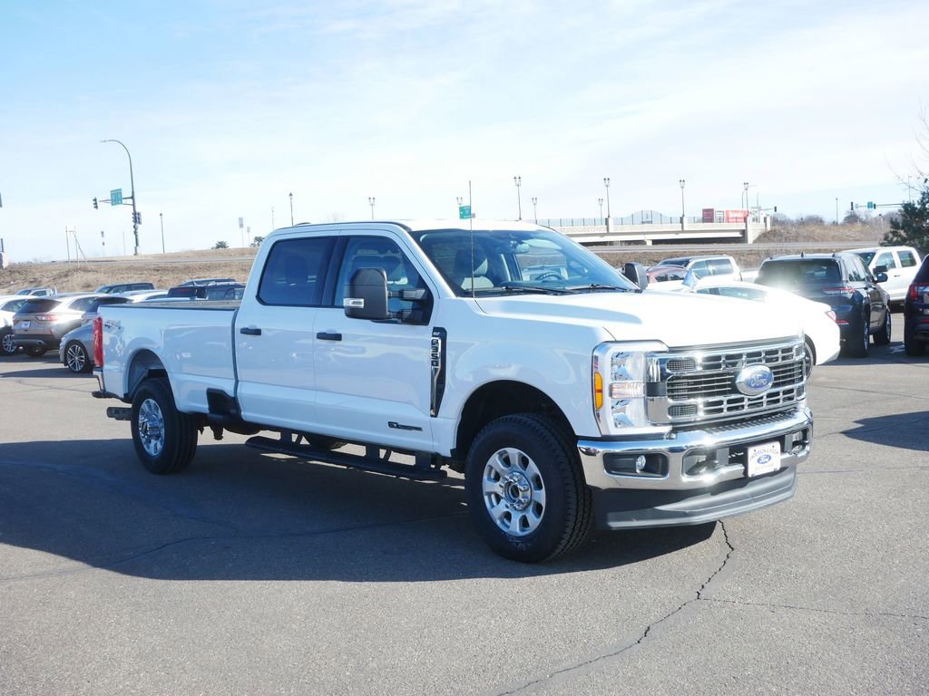 Certified 2023 Ford F350 XLT image 3