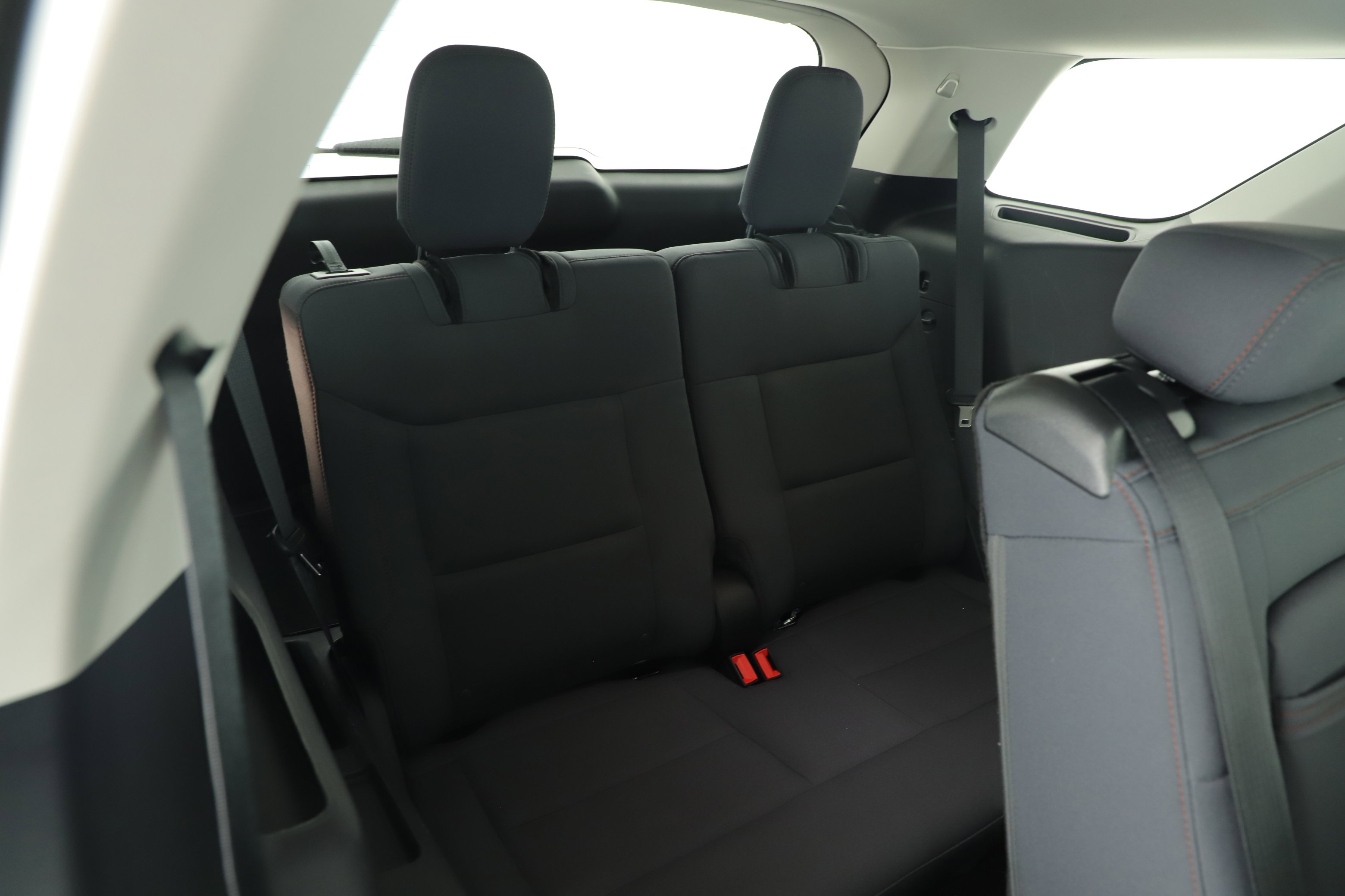 Certified 2025 Ford Explorer Active image 5