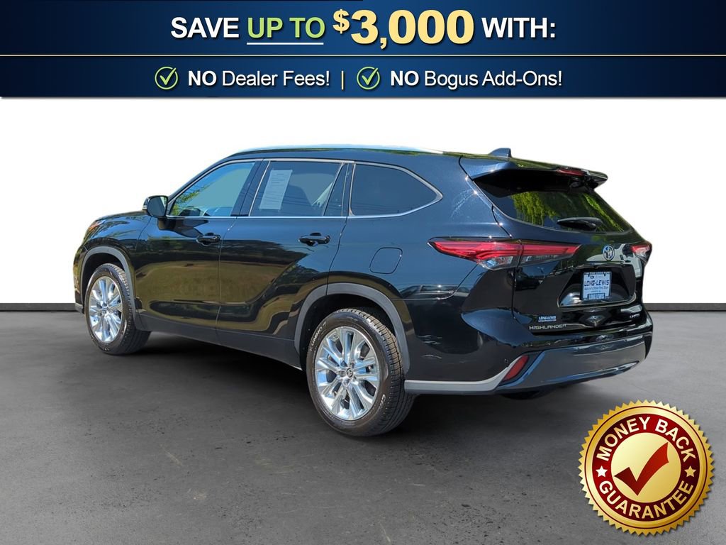 Used 2023 Toyota Highlander Limited FWD image 4