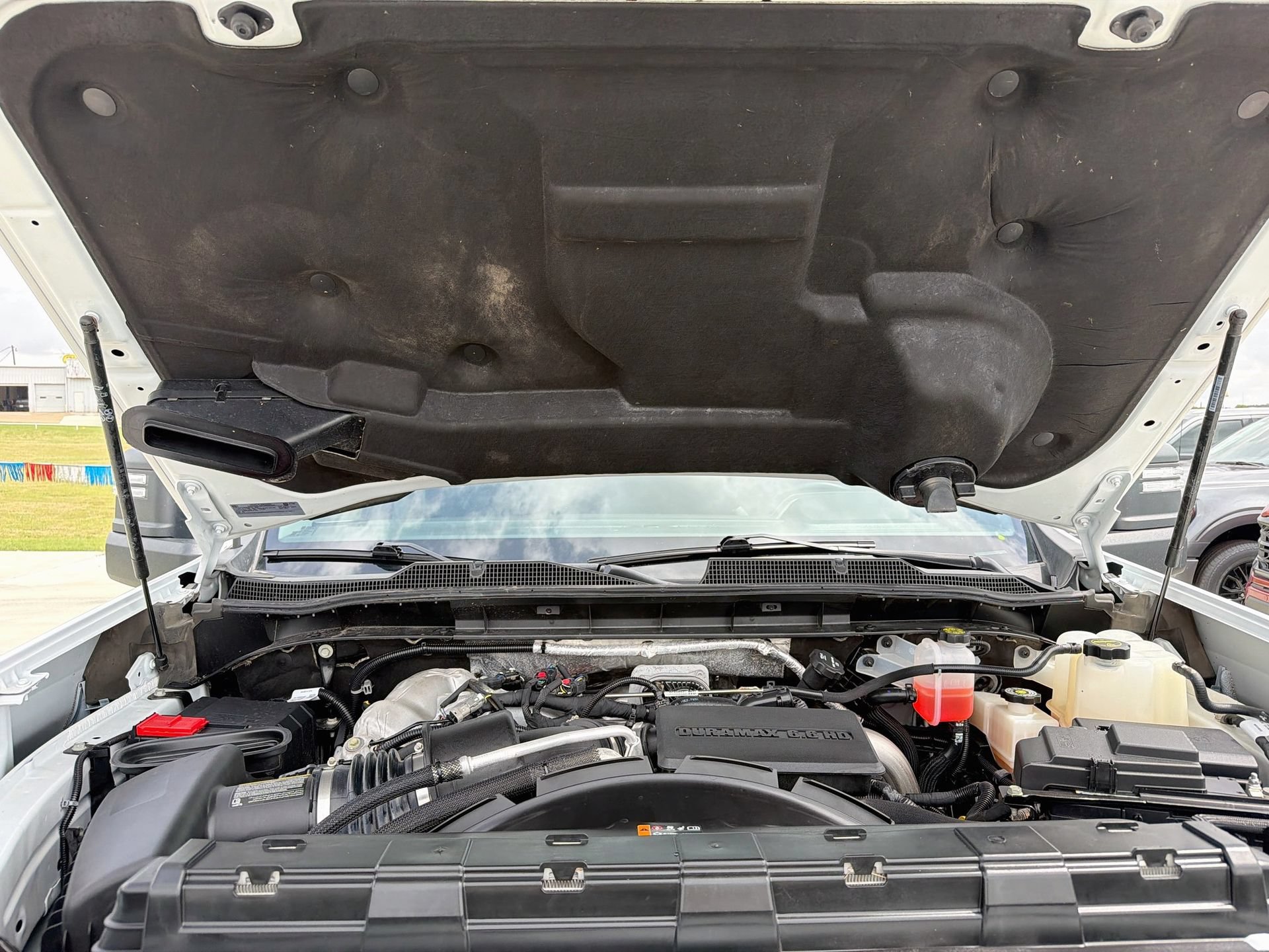 Used 2025 Chevrolet Silverado 2500 LT AWD/4WD image 30