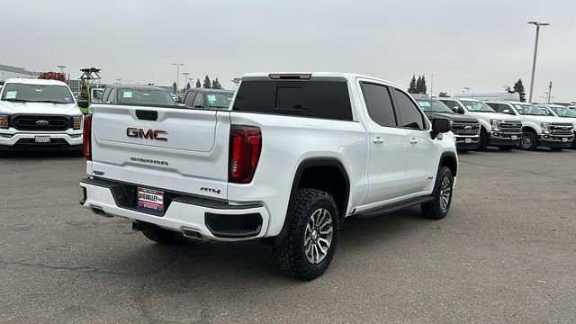 Used 2022 GMC Sierra 1500 AT4 w/ AT4 Preferred Package image 3