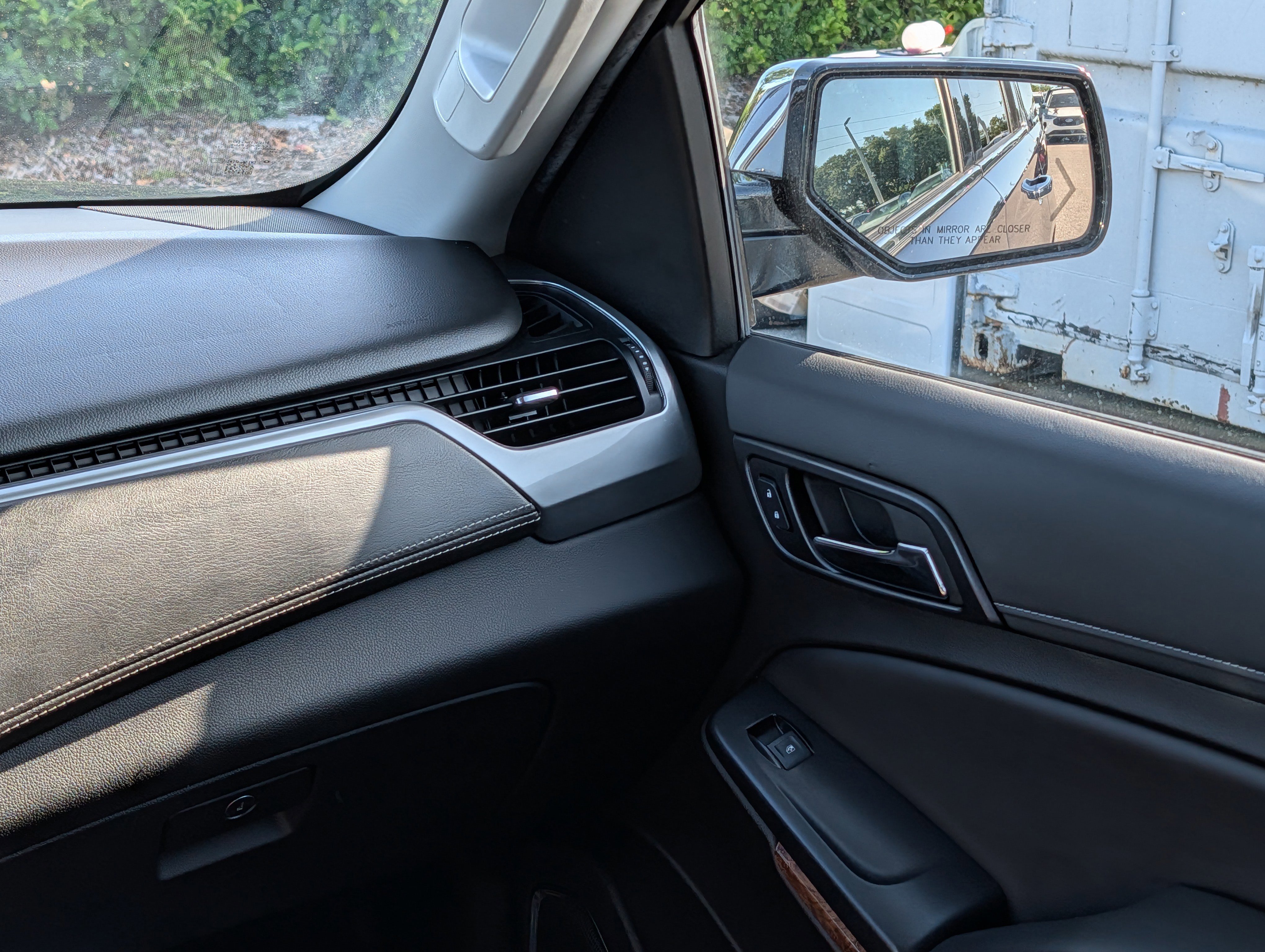 Used 2020 Chevrolet Tahoe Premier w/ Max Trailering Package image 18