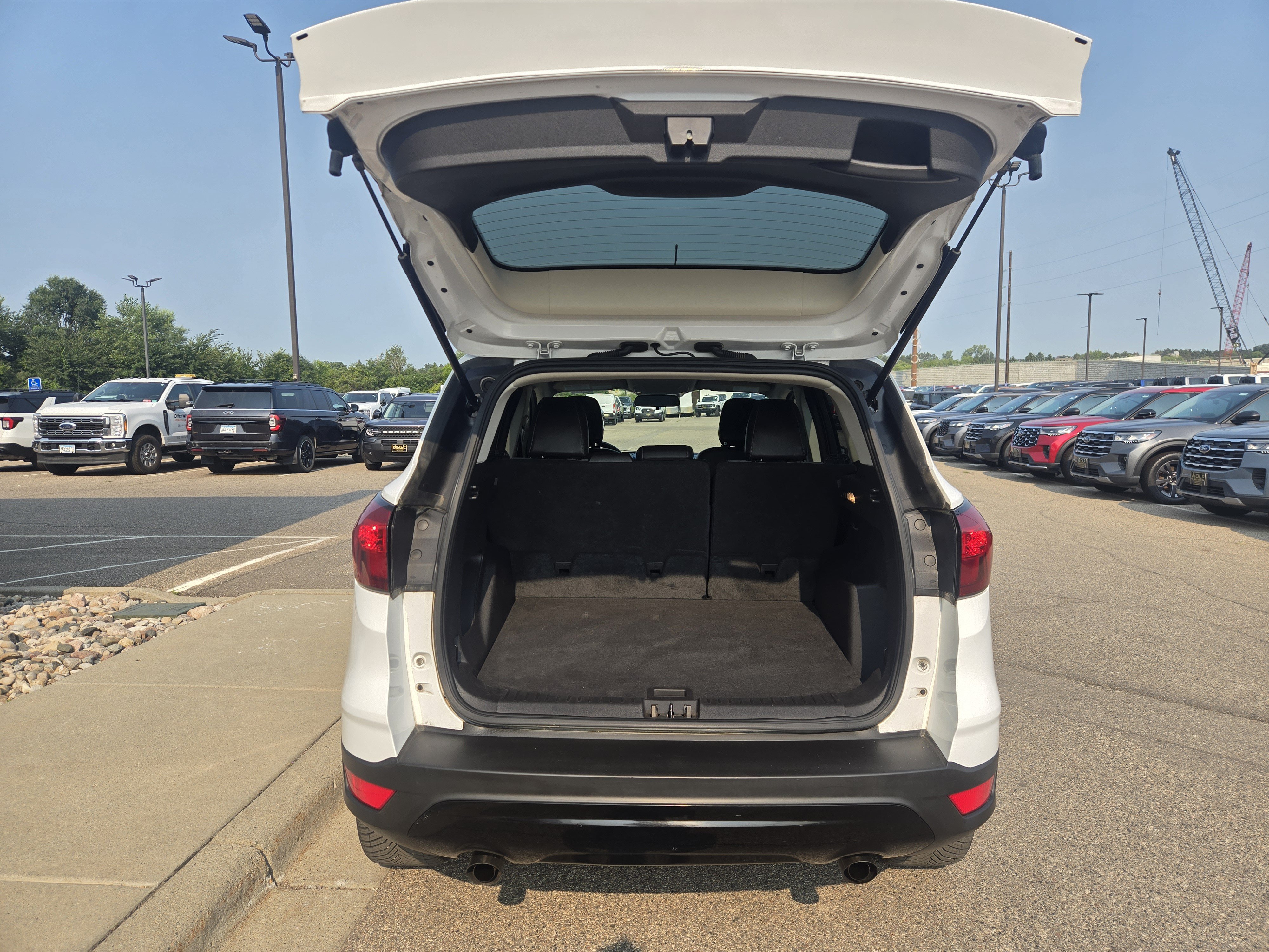 Certified 2019 Ford Escape SE AWD/4WD image 13
