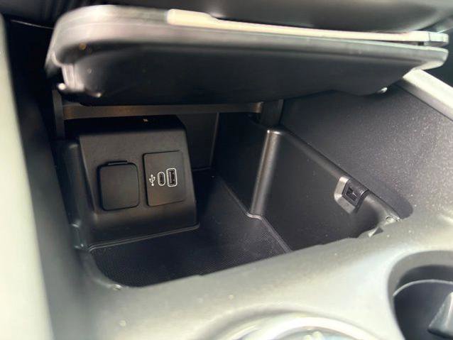 Certified 2025 Ford Explorer Active w/ Active Comfort Package RWD image 19
