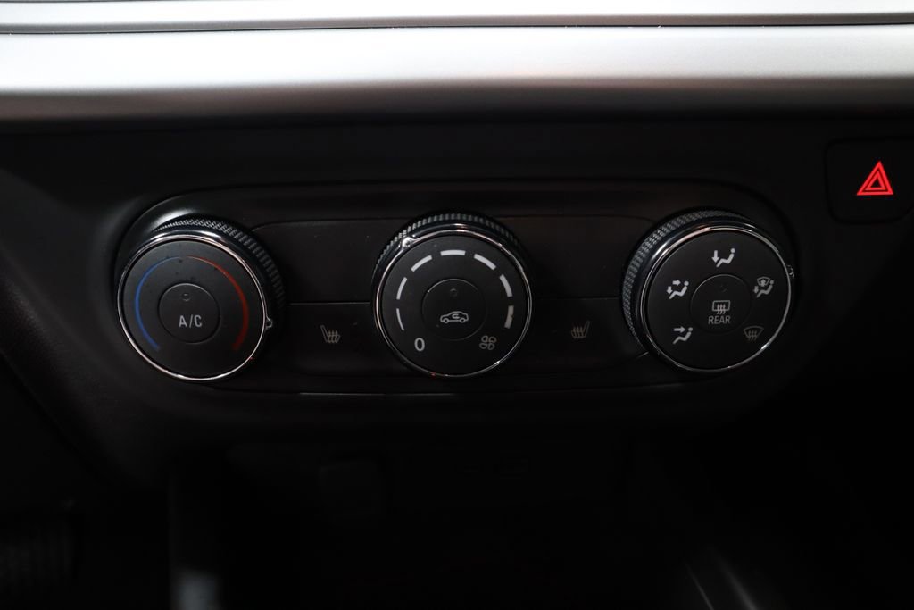 Used 2024 Chevrolet Trax RS w/ Driver Confidence Package image 33