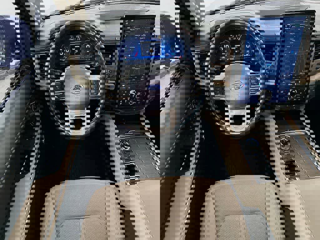 Certified 2022 Ford Expedition Limited image 13