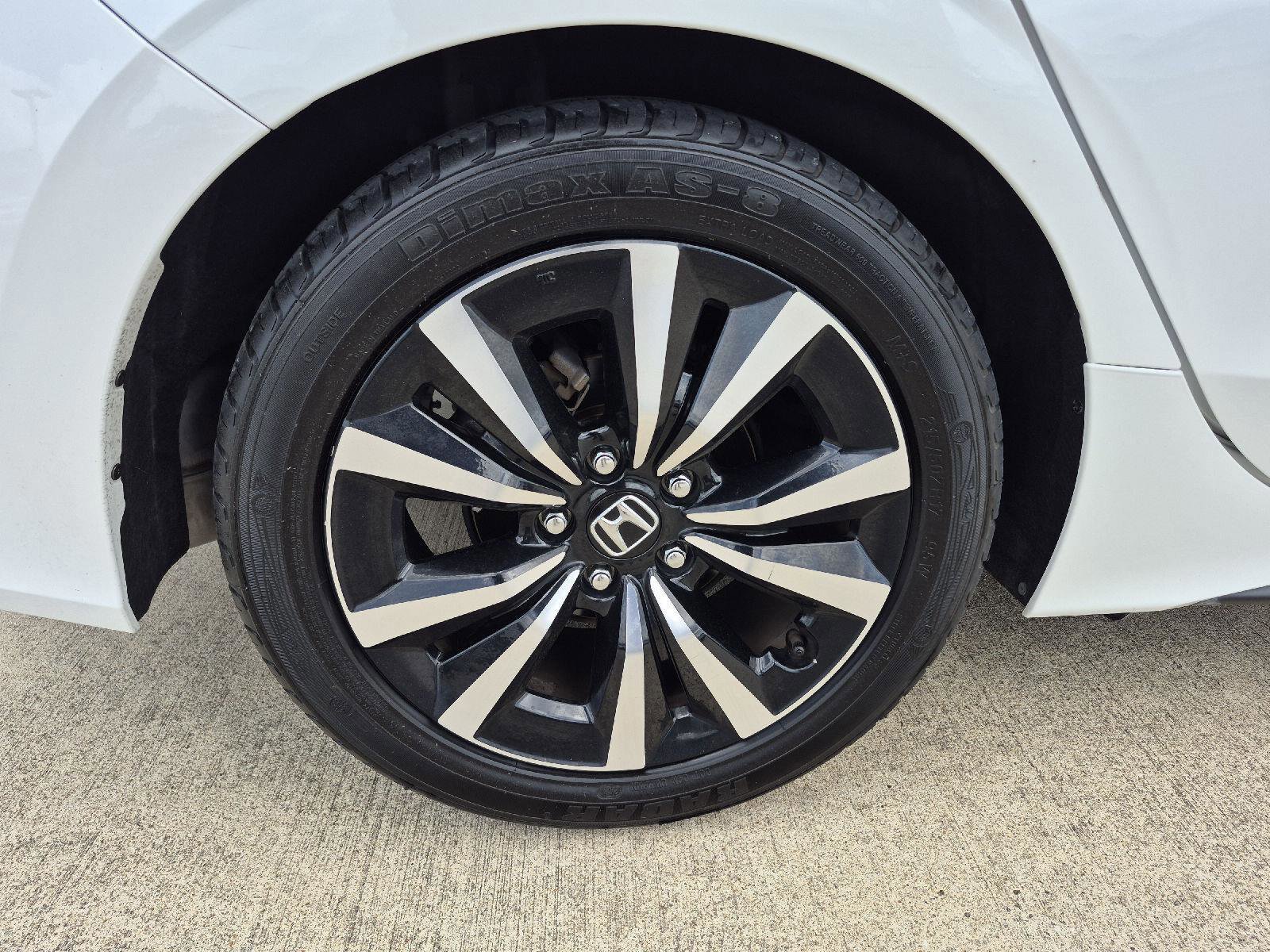 Used 2022 Honda Civic EX-L image 18