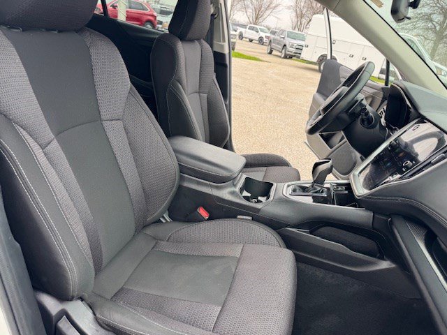 Used 2025 Subaru Outback Premium image 34