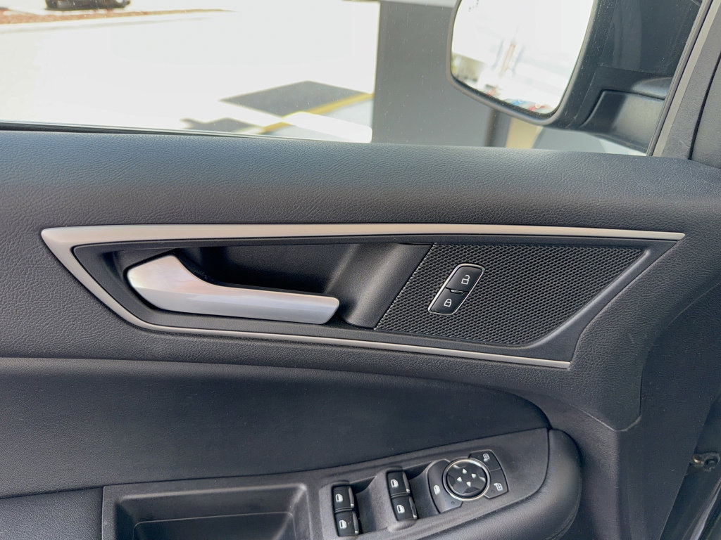 Certified 2021 Ford Edge SEL w/ Convenience Package FWD image 8