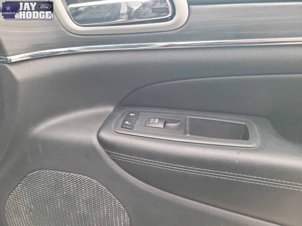Used 2019 Jeep Grand Cherokee Limited image 33