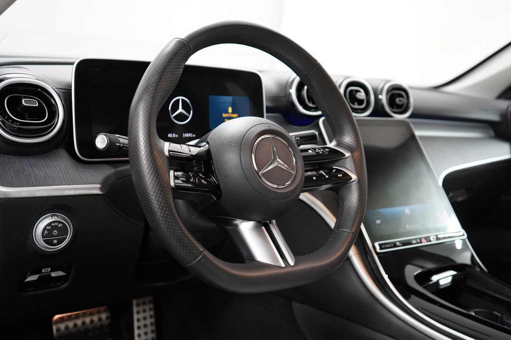 Used 2025 Mercedes-Benz C 300 4MATIC Sedan image 13