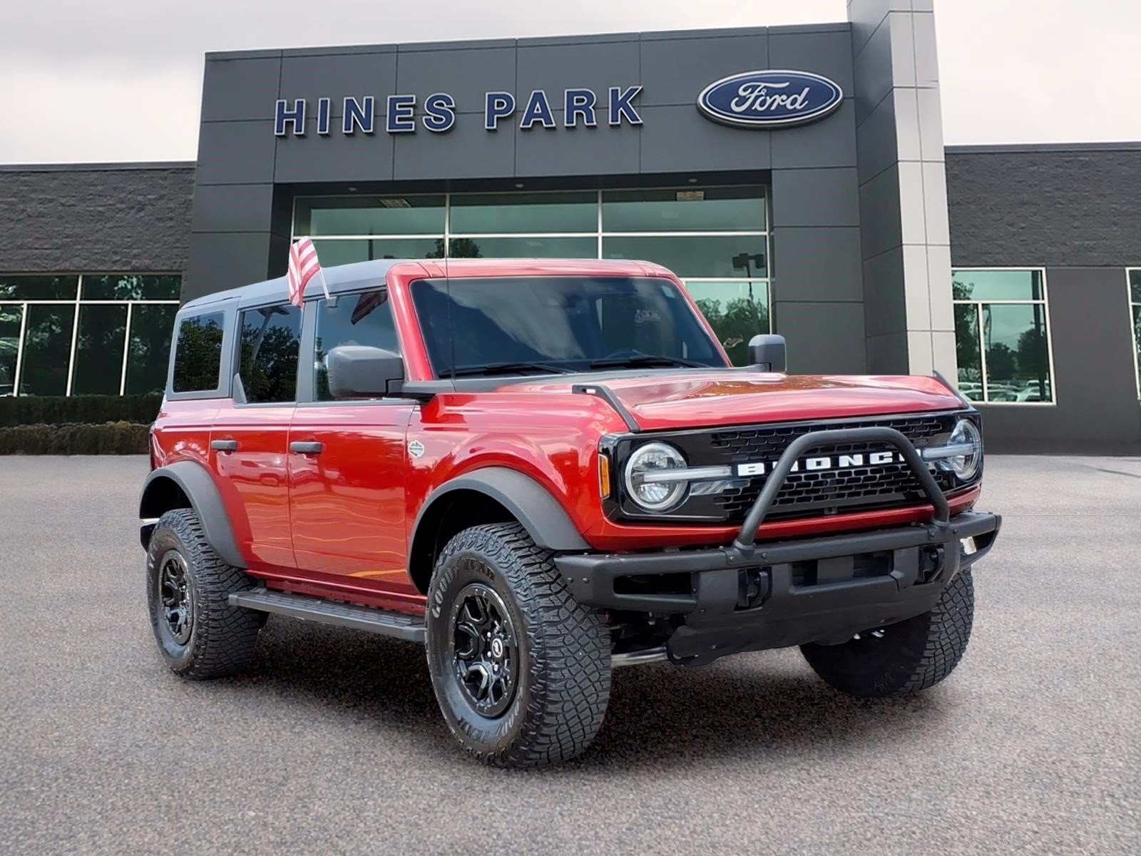 Certified 2023 Ford Bronco Wildtrak AWD/4WD image 1