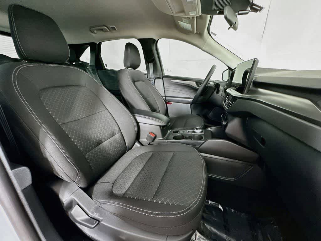 Certified 2025 Ford Escape Active w/ Tech Pack #1 FWD image 15