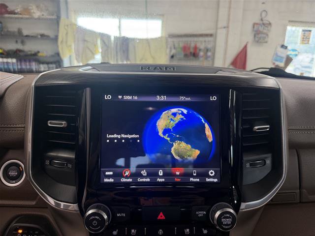 Used 2020 RAM 1500 Laramie RWD image 17