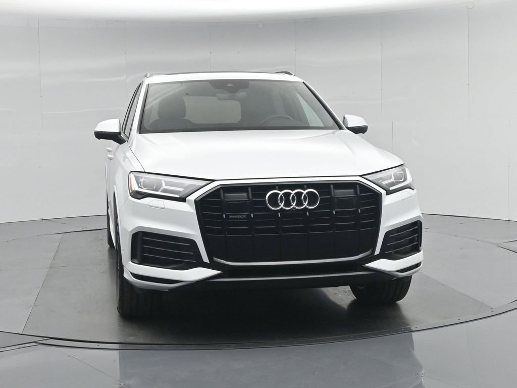 Used 2022 Audi Q7 2.0T Premium Plus w/ Premium Plus Package AWD/4WD image 32