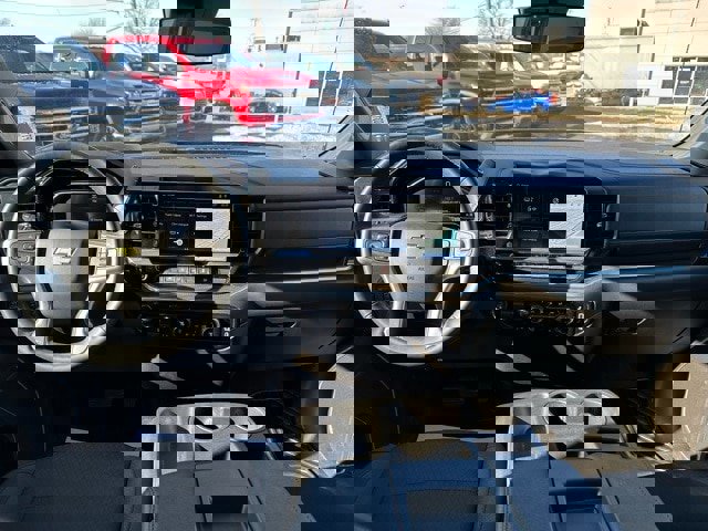 Used 2025 Chevrolet Silverado 1500 LT image 20