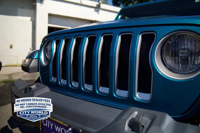 Used 2020 Jeep Wrangler Unlimited Sahara w/ Cold Weather Group AWD/4WD image 7