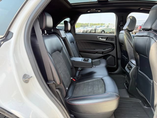 Certified 2023 Ford Edge ST-Line AWD/4WD image 18