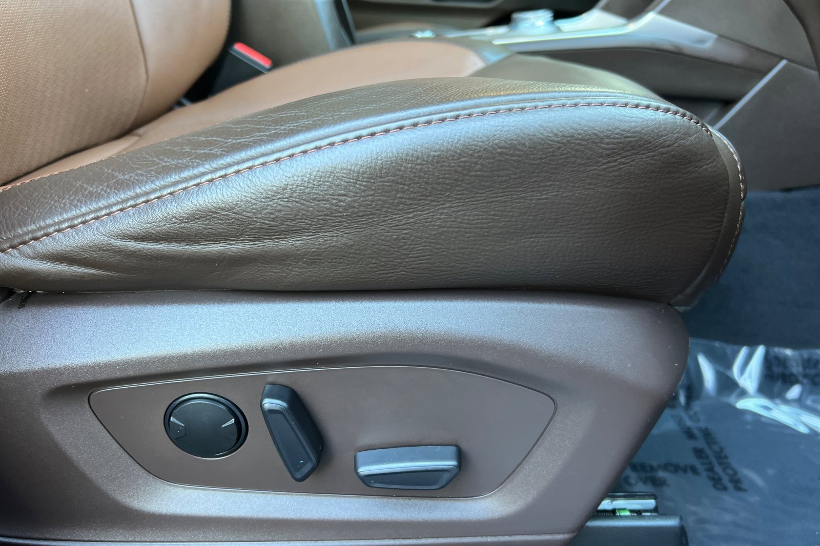 Certified 2022 Ford Explorer King Ranch w/ Technology Package image 24